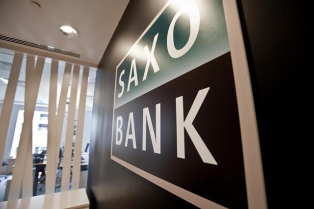 Saxo Bank: политические